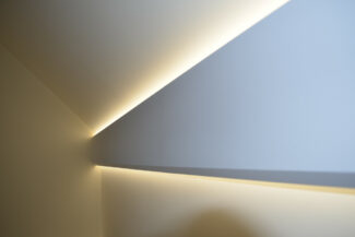 Lichtvoute Zoe indirektes Licht Treppenhaus Wand